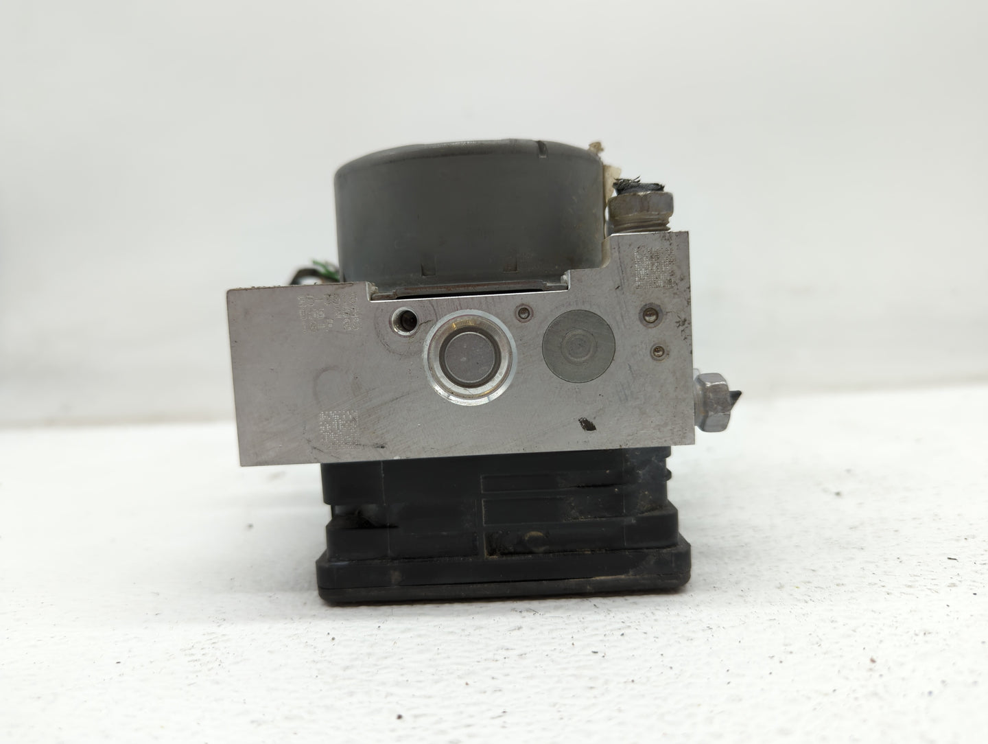 2019 Ford Mustang ABS Pump Control Module Replacement P/N:KR3C-2C219-AB KR3C-2B373-AB Fits OEM Used Auto Parts - Oemusedauto