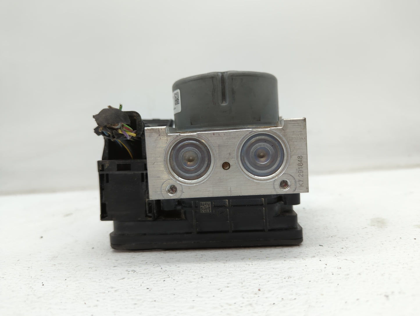 2019 Ford Mustang ABS Pump Control Module Replacement P/N:KR3C-2C219-AB KR3C-2B373-AB Fits OEM Used Auto Parts - Oemusedauto