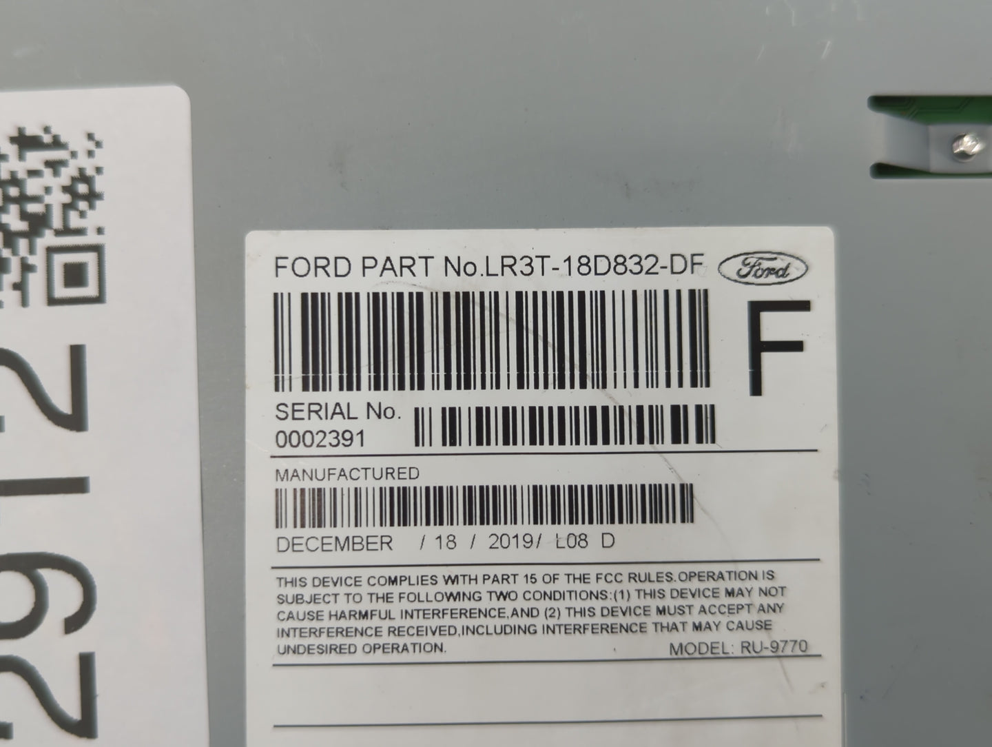 2018-2018 Ford Mustang Am Fm Cd Player Radio Receiver - Oemusedautoparts1.com