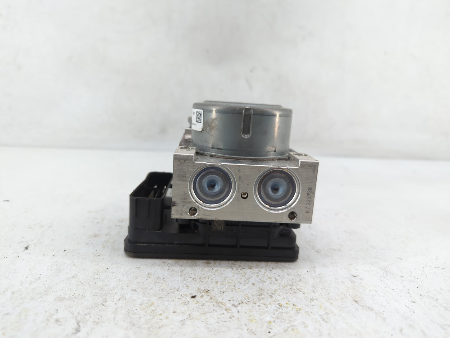 2019-2022 Ford Mustang ABS Pump Control Module Replacement P/N:KR3C-2C219-AB KR3C-2B373-AB Fits Fits 2019 2020 2021 2022 OEM