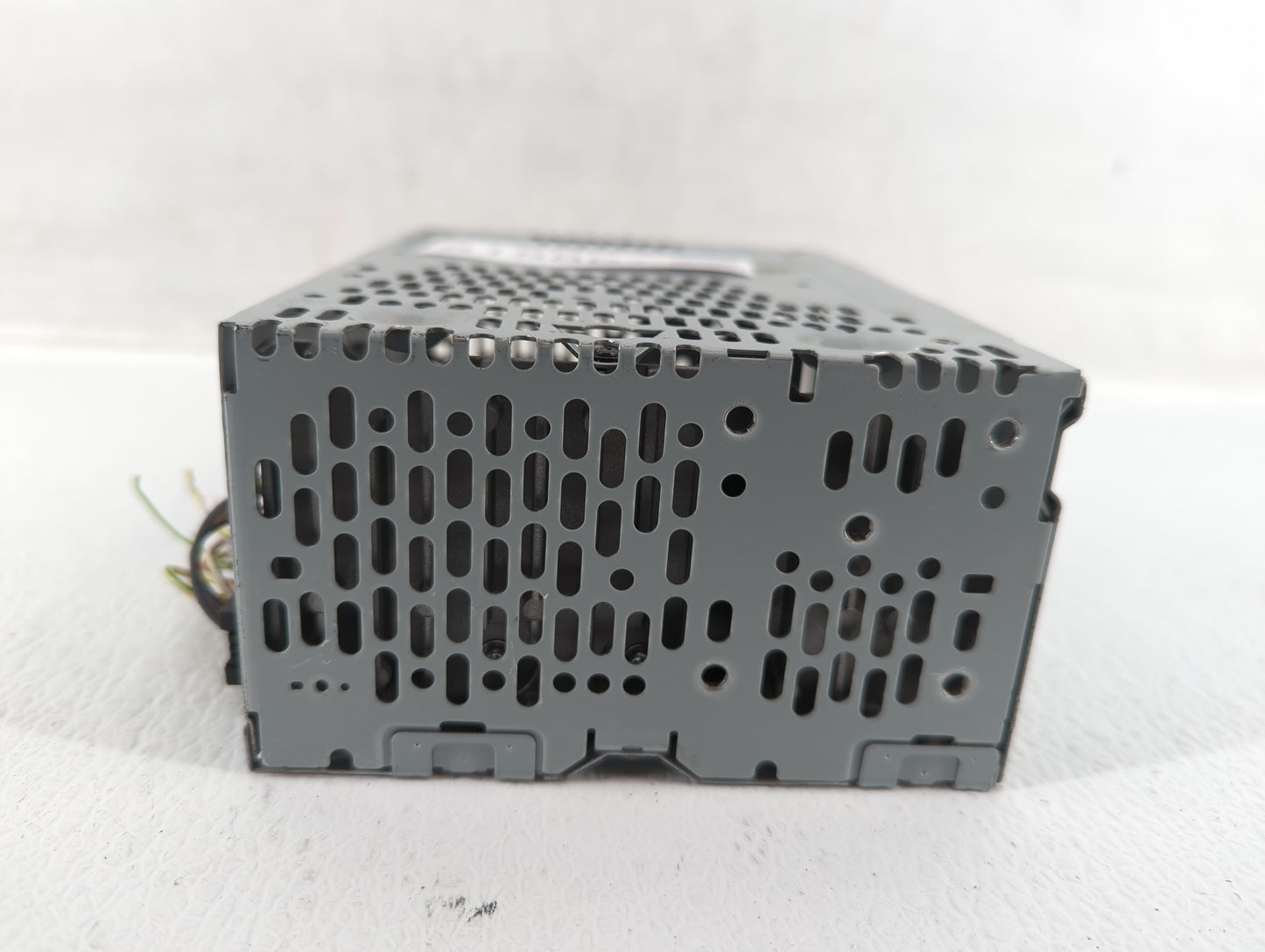 2018-2020 Ford Mustang Am Fm Cd Player Radio Receiver - Oemusedautoparts1.com