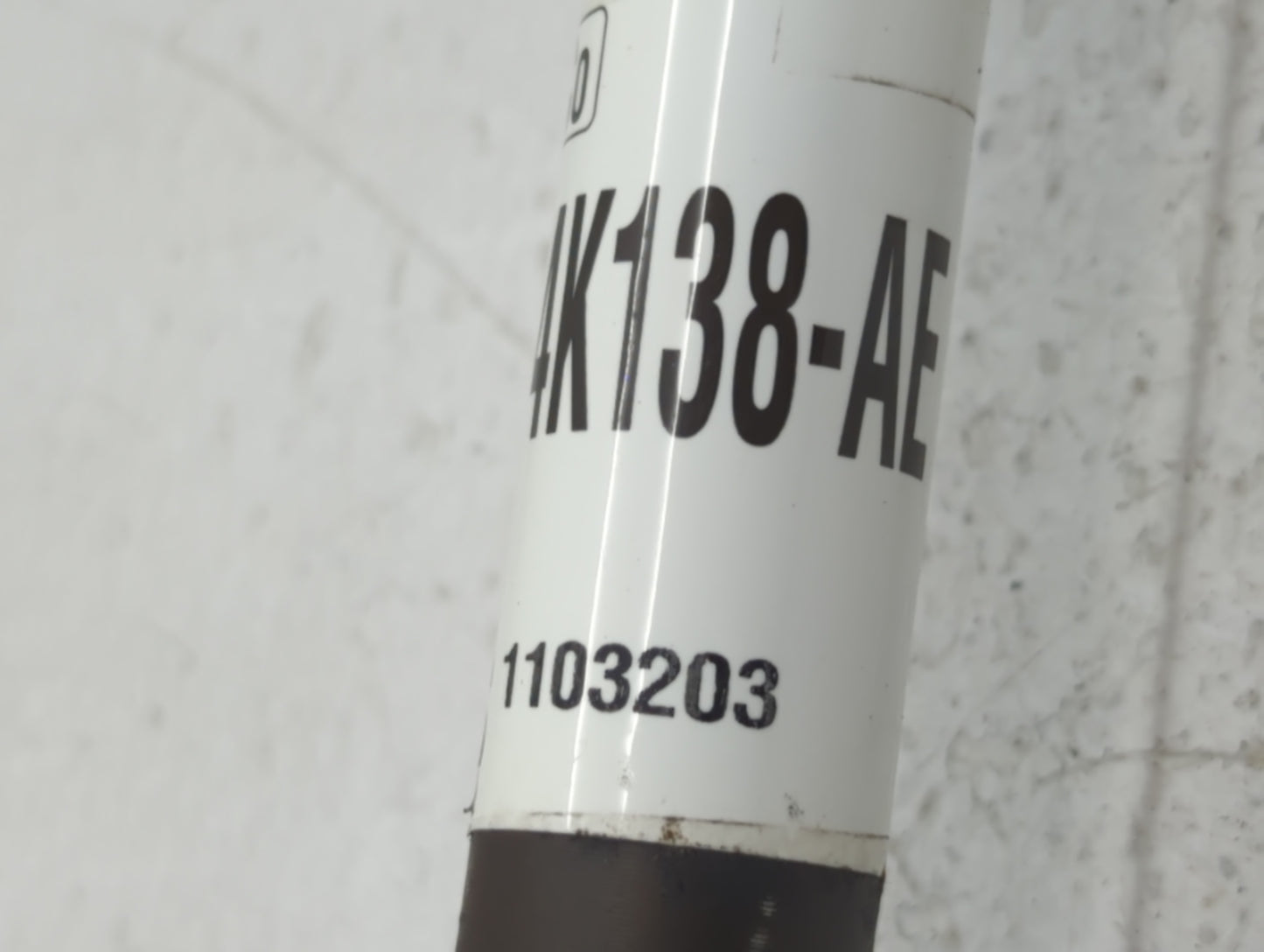 2015-2022 Ford Mustang Axle Shaft Front Passenger Cv C/v - Oemusedautoparts1.com