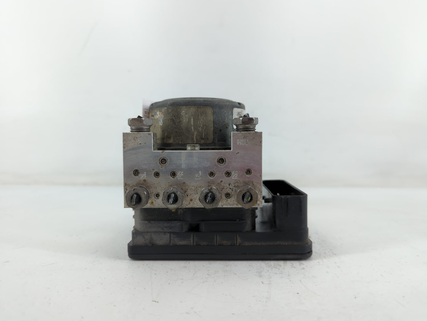 2019-2022 Ford Mustang ABS Pump Control Module Replacement P/N:KR3C-2B373-AB Fits Fits 2019 2020 2021 2022 OEM Used Auto Par