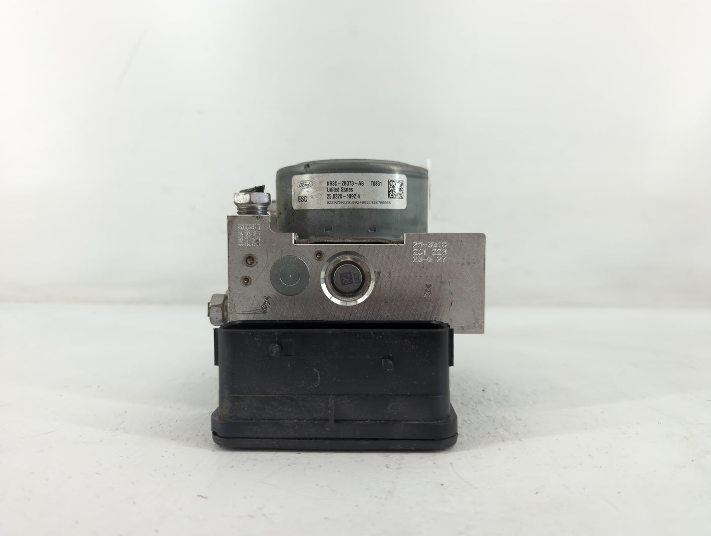 2019-2022 Ford Mustang ABS Pump Control Module Replacement P/N:KR3C-2B373-AB Fits Fits 2019 2020 2021 2022 OEM Used Auto Par