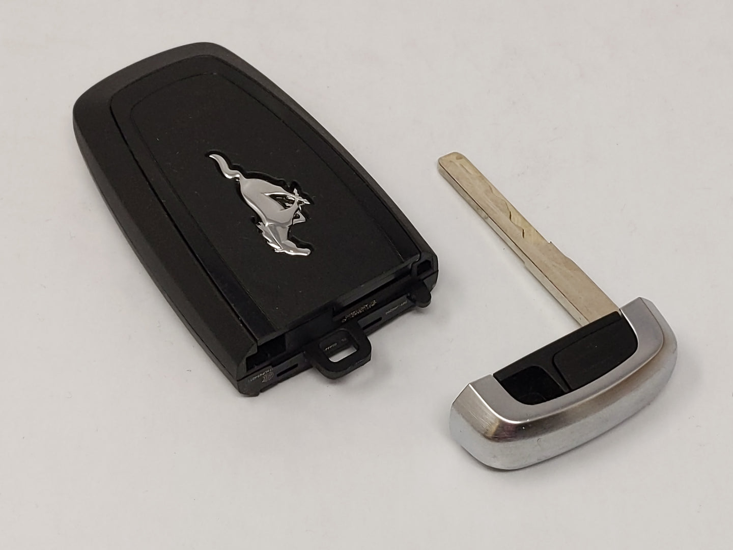 Ford Mustang Keyless Entry Remote Fob M3n-A2c931423  A2c114600 Jr3t-15k601-Ad - Oemusedautoparts1.com