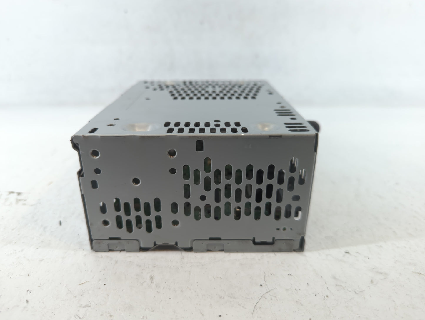 2018-2020 Ford Mustang Am Fm Cd Player Radio Receiver - Oemusedautoparts1.com