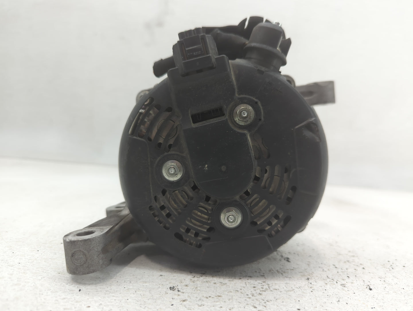 2016-2022 Ford Mustang Alternator Replacement Generator Charging Assembly Engine OEM P/N:GR3T-10300-AC GR3T-10300-AB Fits OE