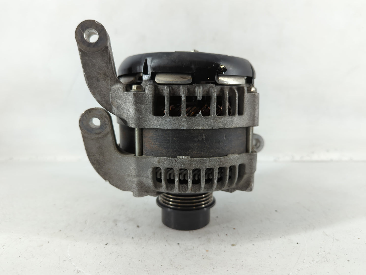 2016-2022 Ford Mustang Alternator Replacement Generator Charging Assembly Engine OEM P/N:GR3T-10300-AC GR3T-10300-AB Fits OE