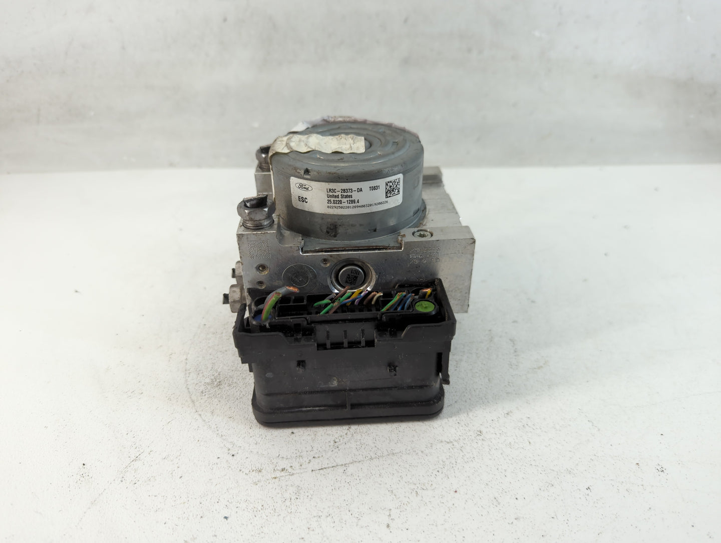 2019-2022 Ford Mustang ABS Pump Control Module Replacement P/N:LR3C-2B373-DA Fits Fits 2019 2020 2021 2022 OEM Used Auto Par
