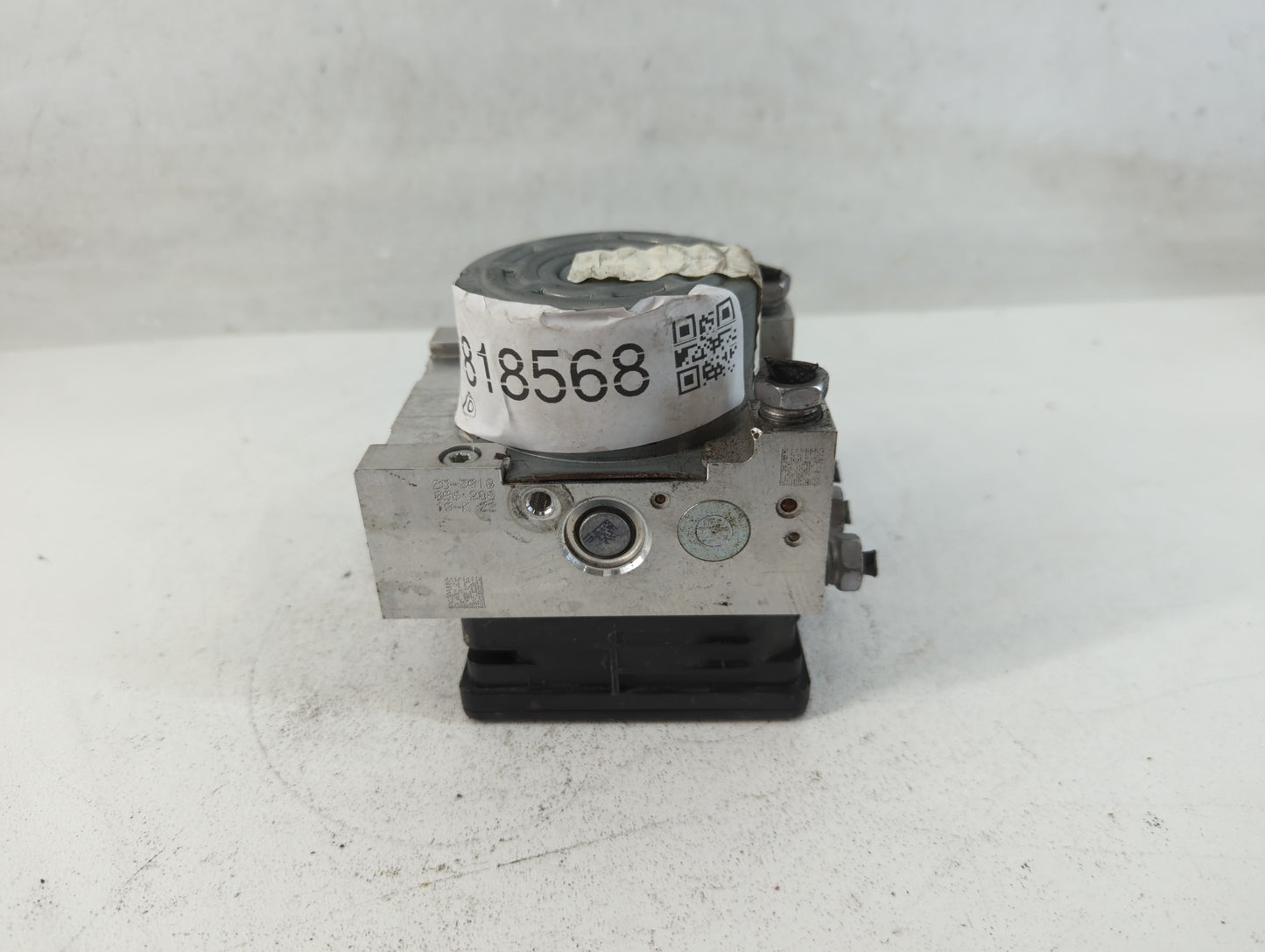 2019-2022 Ford Mustang ABS Pump Control Module Replacement P/N:LR3C-2B373-DA Fits Fits 2019 2020 2021 2022 OEM Used Auto Par