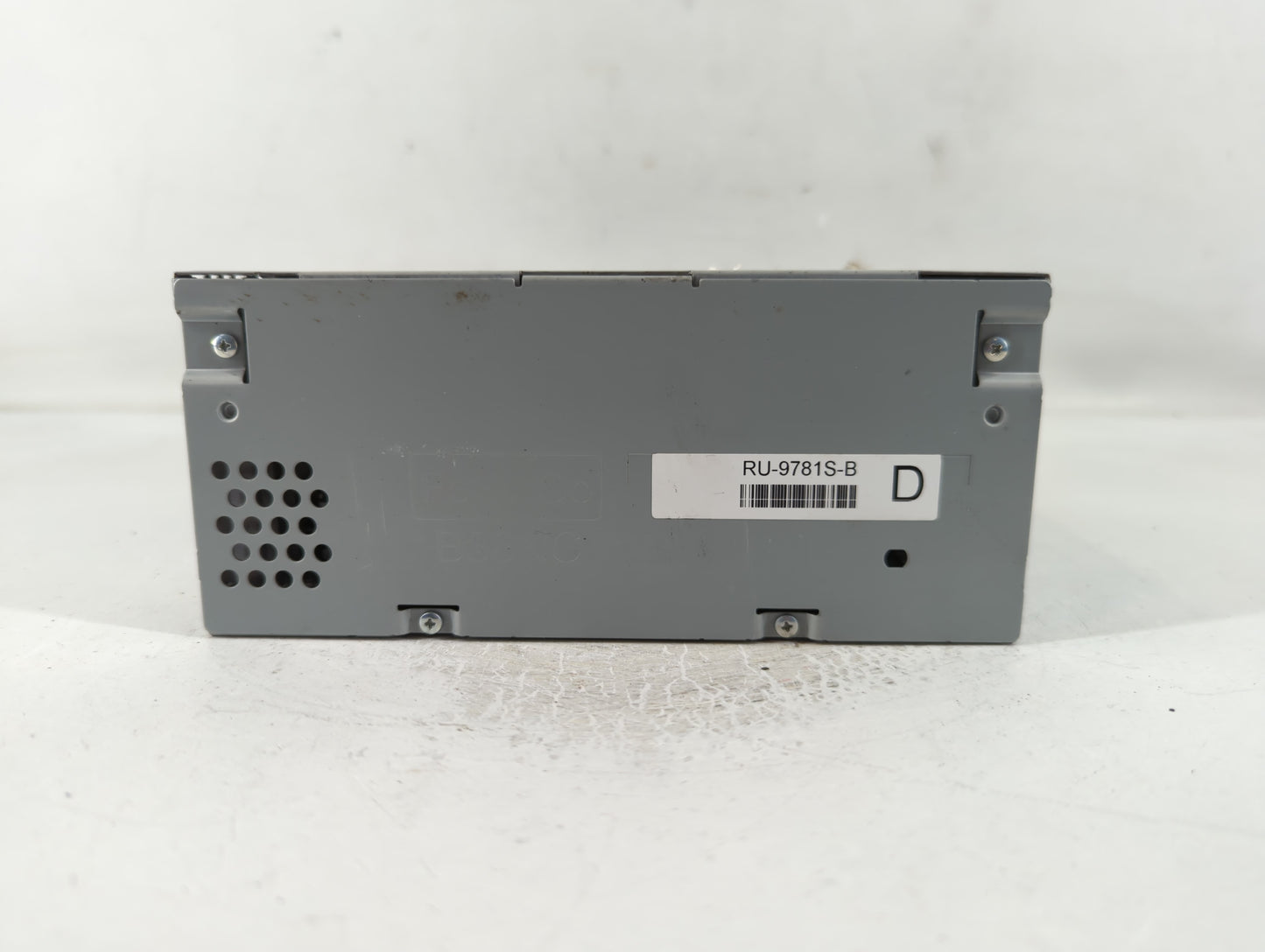 2019-2022 Ford Mustang Radio AM FM Cd Player Receiver Replacement P/N:LR3T-18D832-BG Fits Fits 2019 2020 2021 2022 OEM Used 