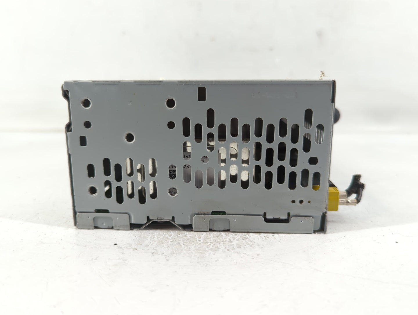 2019-2022 Ford Mustang Radio AM FM Cd Player Receiver Replacement P/N:LR3T-18D832-BG Fits Fits 2019 2020 2021 2022 OEM Used 