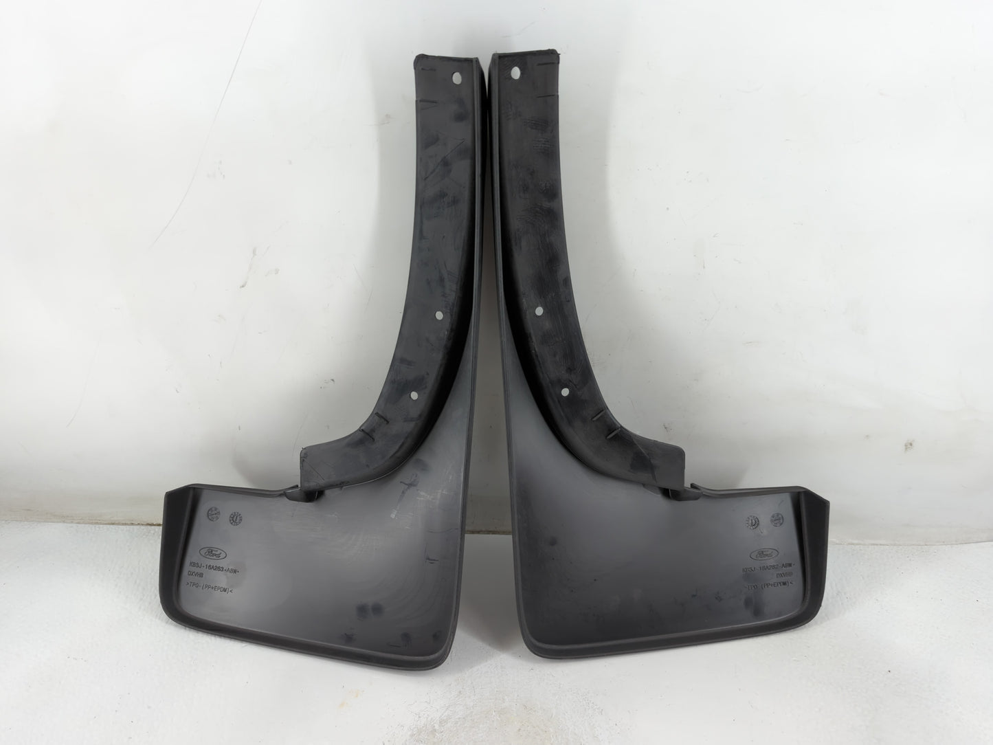 2019-2020 Ford Ranger Passenger Front Lower Control Arm Oem - Oemusedautoparts1.com