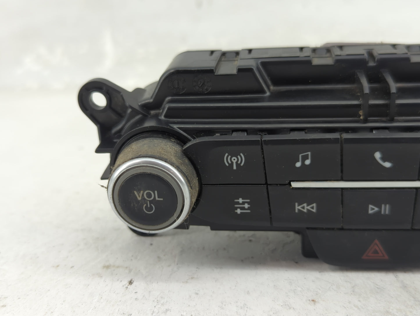 2019-2021 Ford Transit Radio AM FM Cd Player Receiver Replacement P/N:KT1T-18K811-AB Fits Fits 2019 2020 2021 OEM Used Auto 
