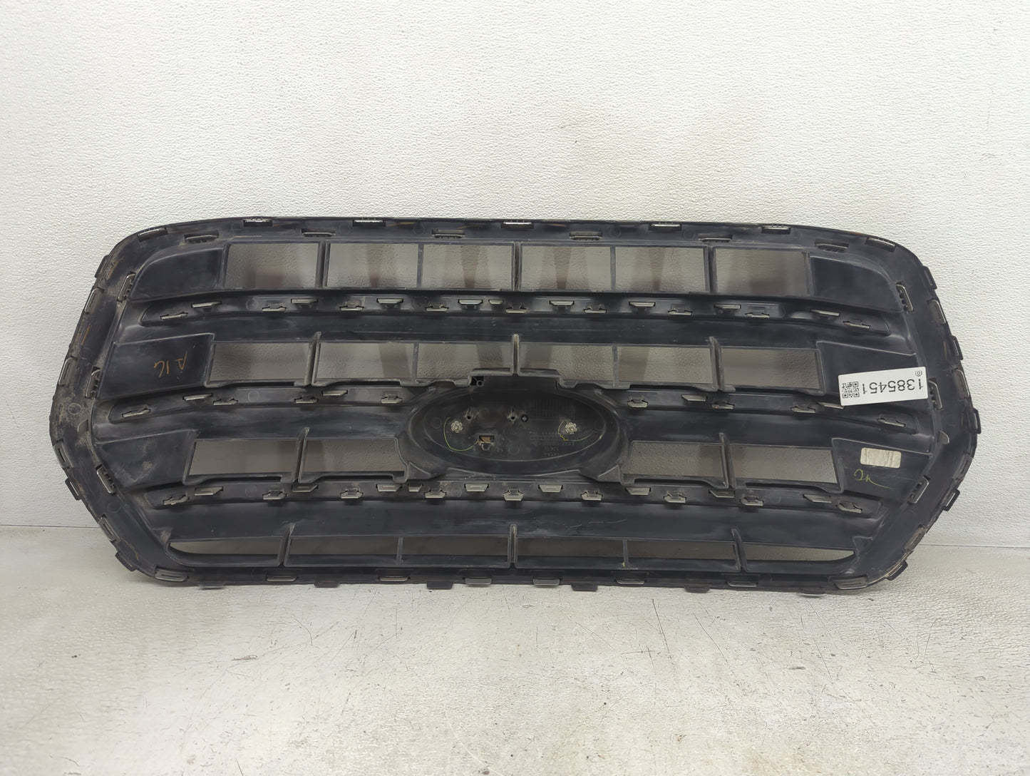 2020-2022 Ford Transit-250 Front Grille Bumper Not Included - Oemusedautoparts1.com
