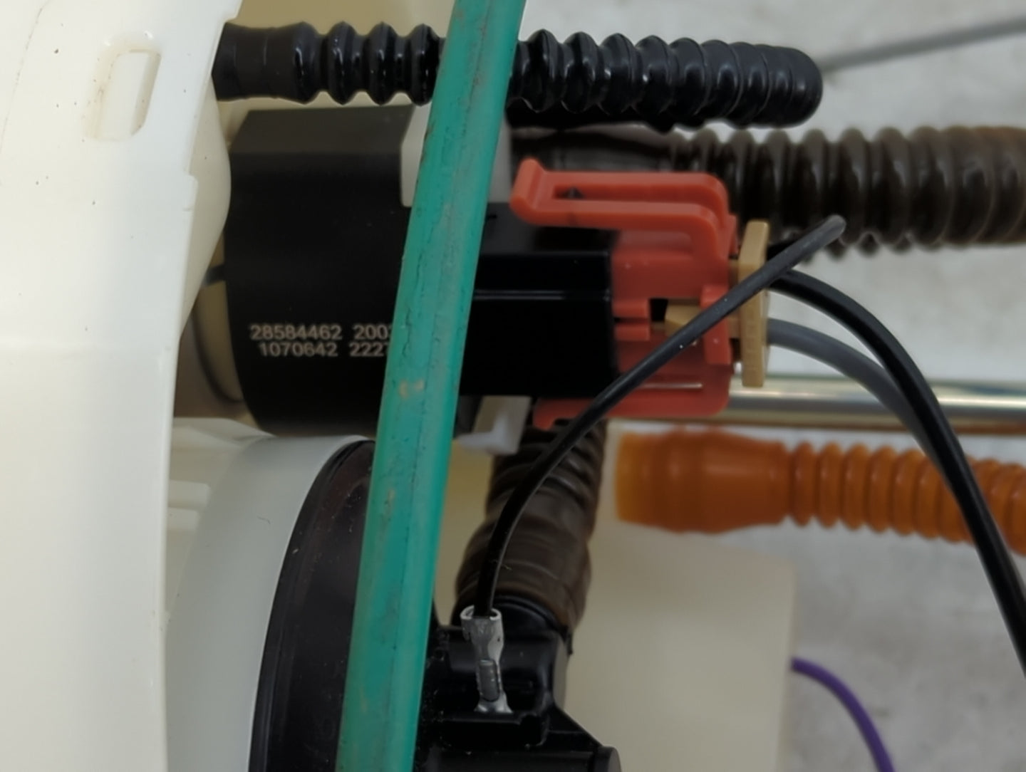 2020-2021 Ford Transit-250 Electrical Gas Fuel Pump Assembly - Oemusedautoparts1.com
