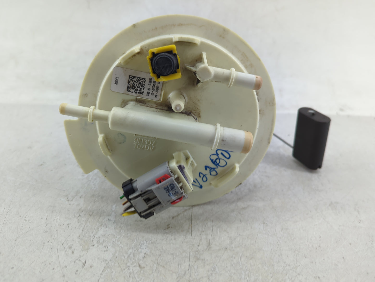 2020-2021 Ford Transit-250 Electrical Gas Fuel Pump Assembly - Oemusedautoparts1.com