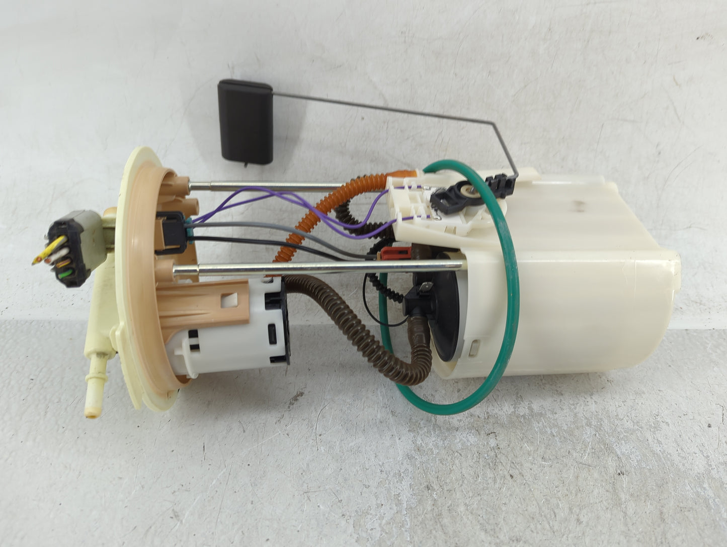 2020-2021 Ford Transit-250 Electrical Gas Fuel Pump Assembly - Oemusedautoparts1.com
