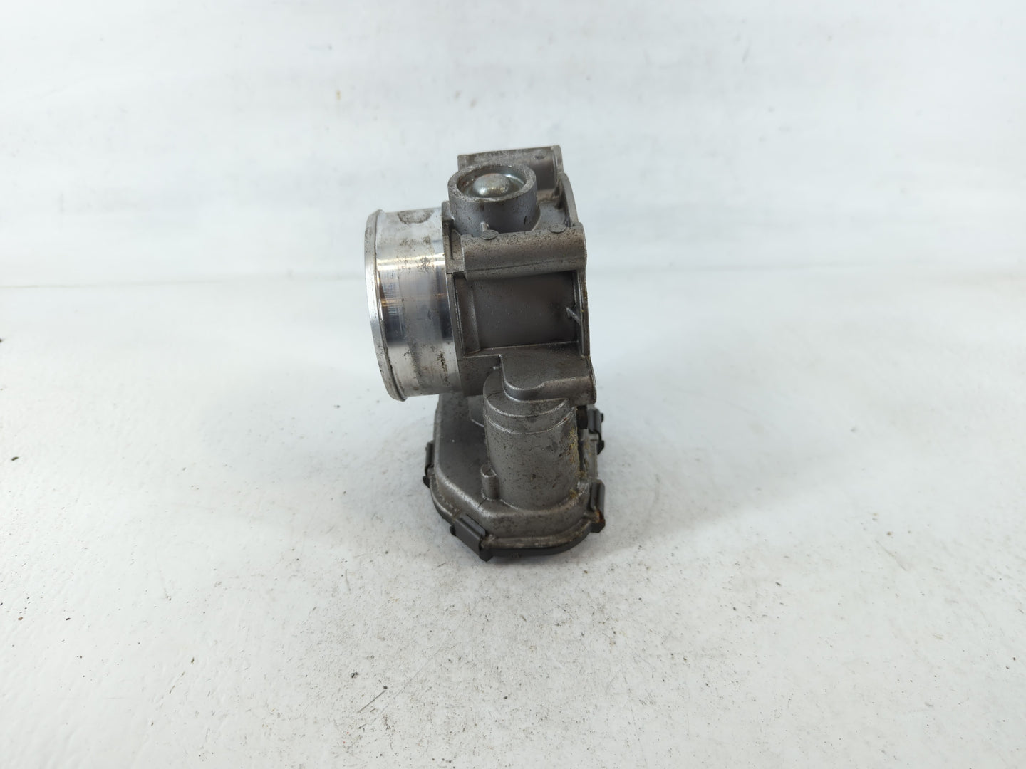 2020-2021 Ford Transit-250 Throttle Body P/N:20045528315 HL3E 9F991 AA Fits Fits 2017 2018 2019 2020 2021 2022 OEM Used Auto