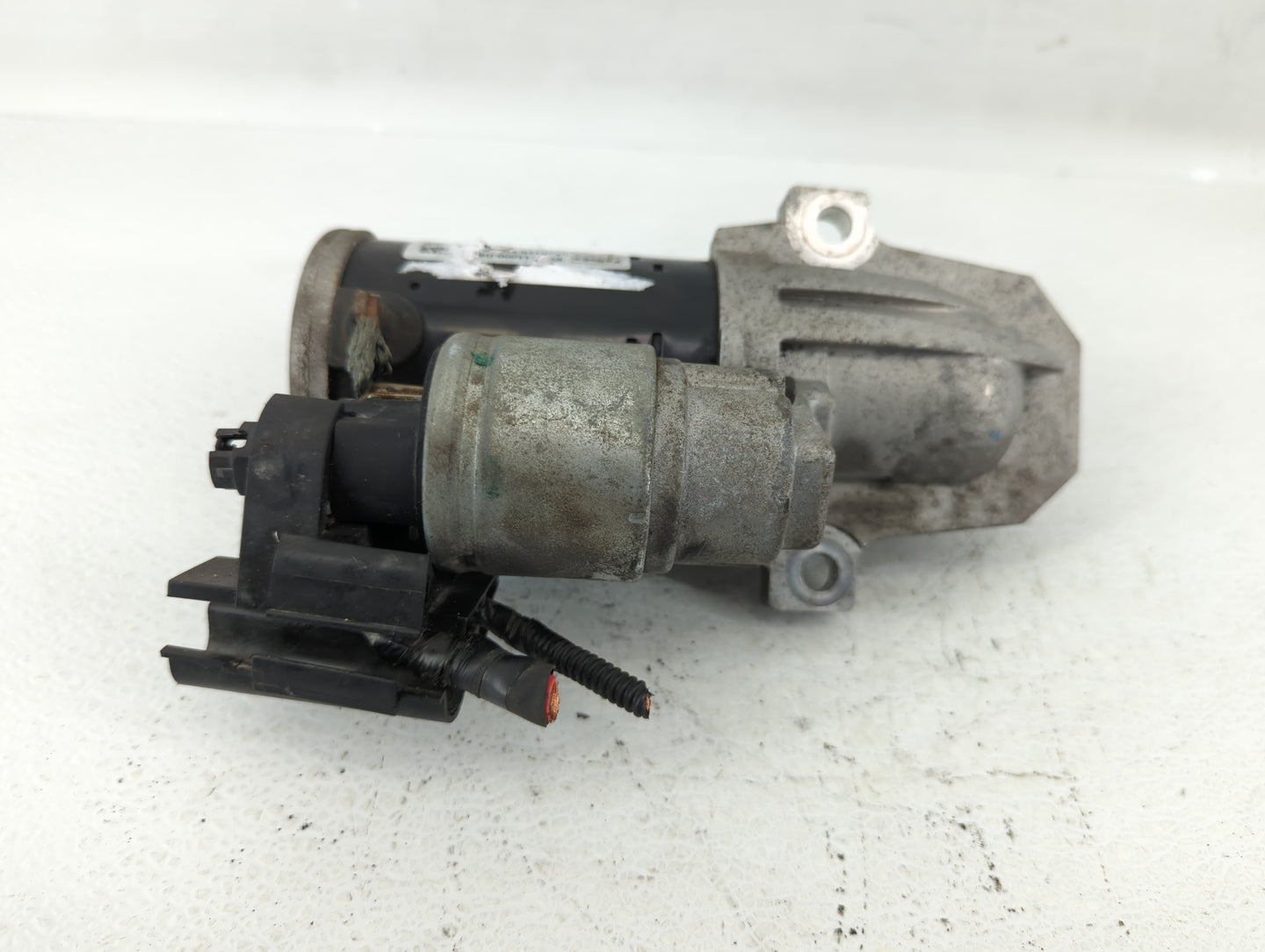 2019-2021 Ford Transit Car Starter Motor Solenoid OEM P/N:KV6T-11000-DB Fits Fits 2019 2020 2021 OEM Used Auto Parts - Oemus