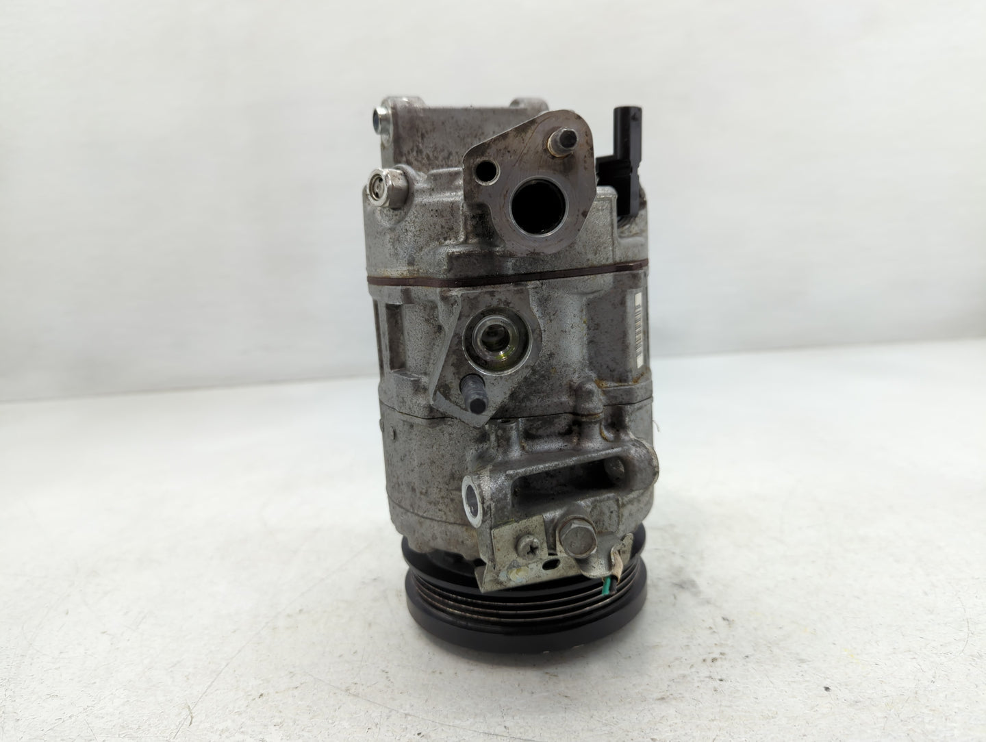 Ford Transit Air Conditioning A/c Ac Compressor Oem - Oemusedautoparts1.com
