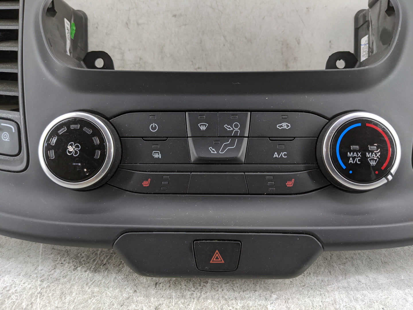 2020 Ford Transit 150 Climate Control Module Temperature AC/Heater Replacement P/N:KK2T-19980-LA Fits Fits 2021 OEM Used Aut