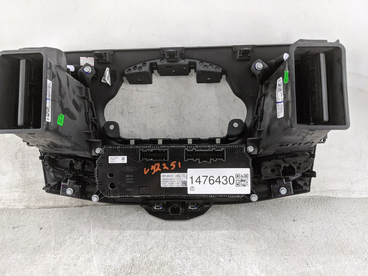 2020 Ford Transit 150 Climate Control Module Temperature AC/Heater Replacement P/N:KK2T-19980-LA Fits Fits 2021 OEM Used Aut