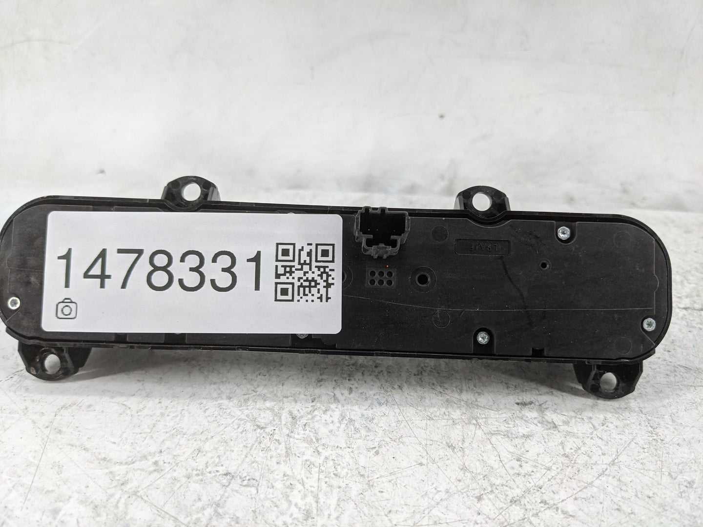 Ford Transit 150 Radio Control Panel 1478331 - Oemusedautoparts1.com
