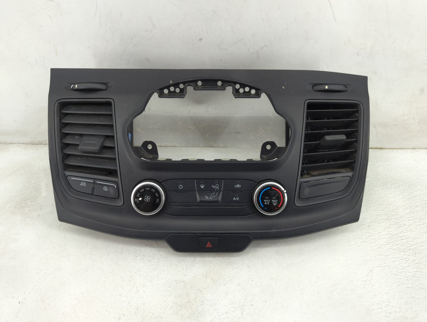 2020 Ford Transit 250 Climate Control Module Temperature AC/Heater Replacement P/N:E174042 Fits Fits 2021 OEM Used Auto Part