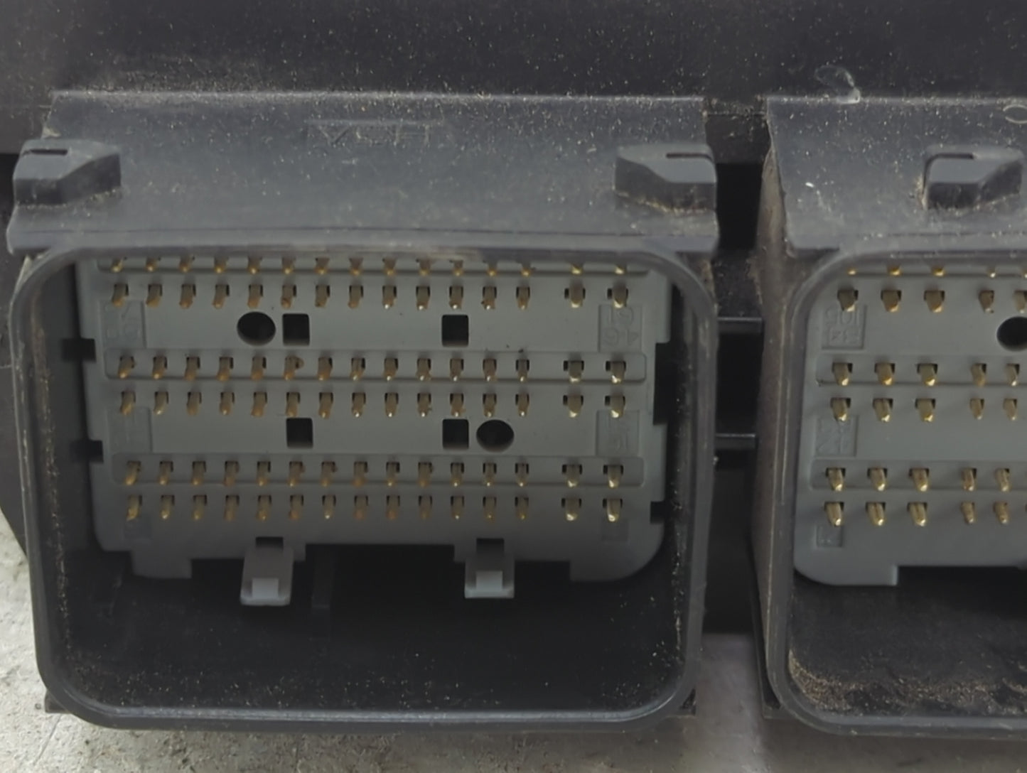 2020 Ford Transit 250 PCM Engine Control Computer ECU ECM PCU OEM P/N:JU5T-14E262-AC LK41-12A650-UA, LB5A-12B684-FA Fits Fit