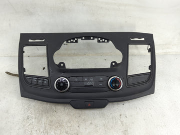 2020 Ford Transit 250 Climate Control Module Temperature AC/Heater Replacement Fits Fits 2021 OEM Used Auto Parts - Oemuseda