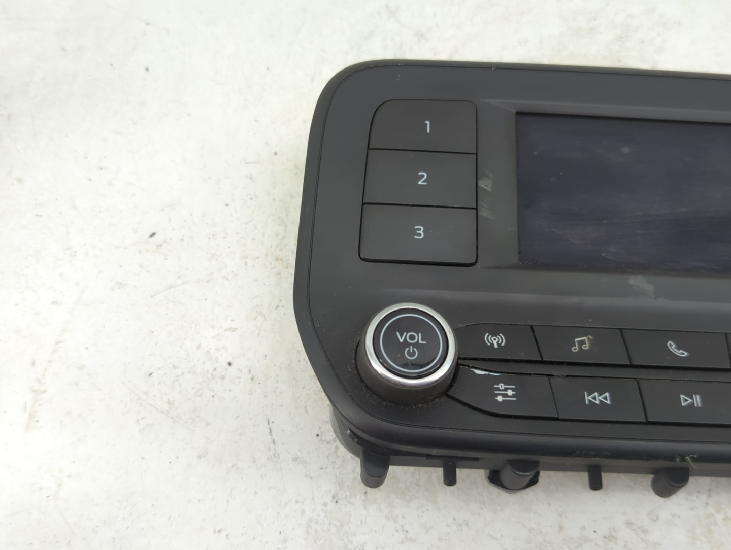 Ford Transit 350 Radio Control Panel 1468710 - Oemusedautoparts1.com