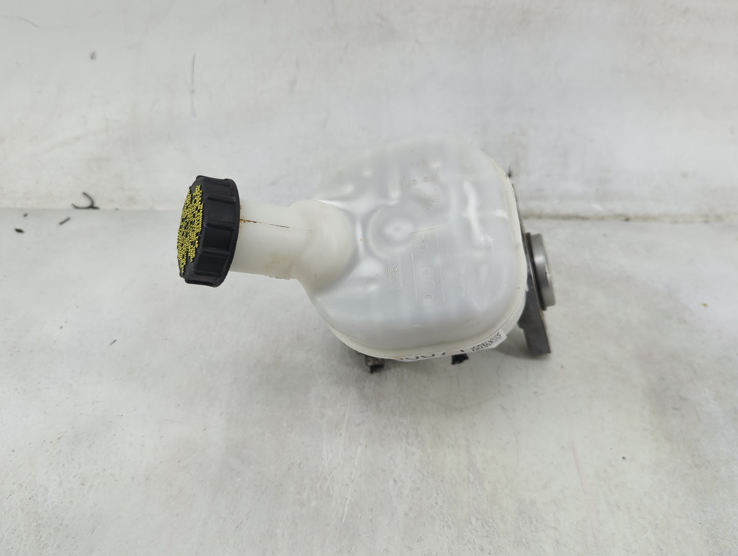 Ford Transit 350 Brake Master Cylinder - Oemusedautoparts1.com