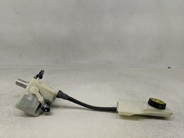 2019-2021 Ford Transit Connect Brake Master Cylinder - Oemusedautoparts1.com