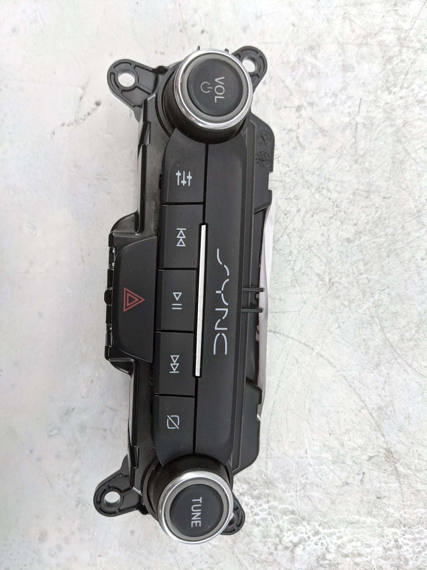 2019-2021 Ford Transit Connect Radio Control Panel 1478158 - Oemusedautoparts1.com