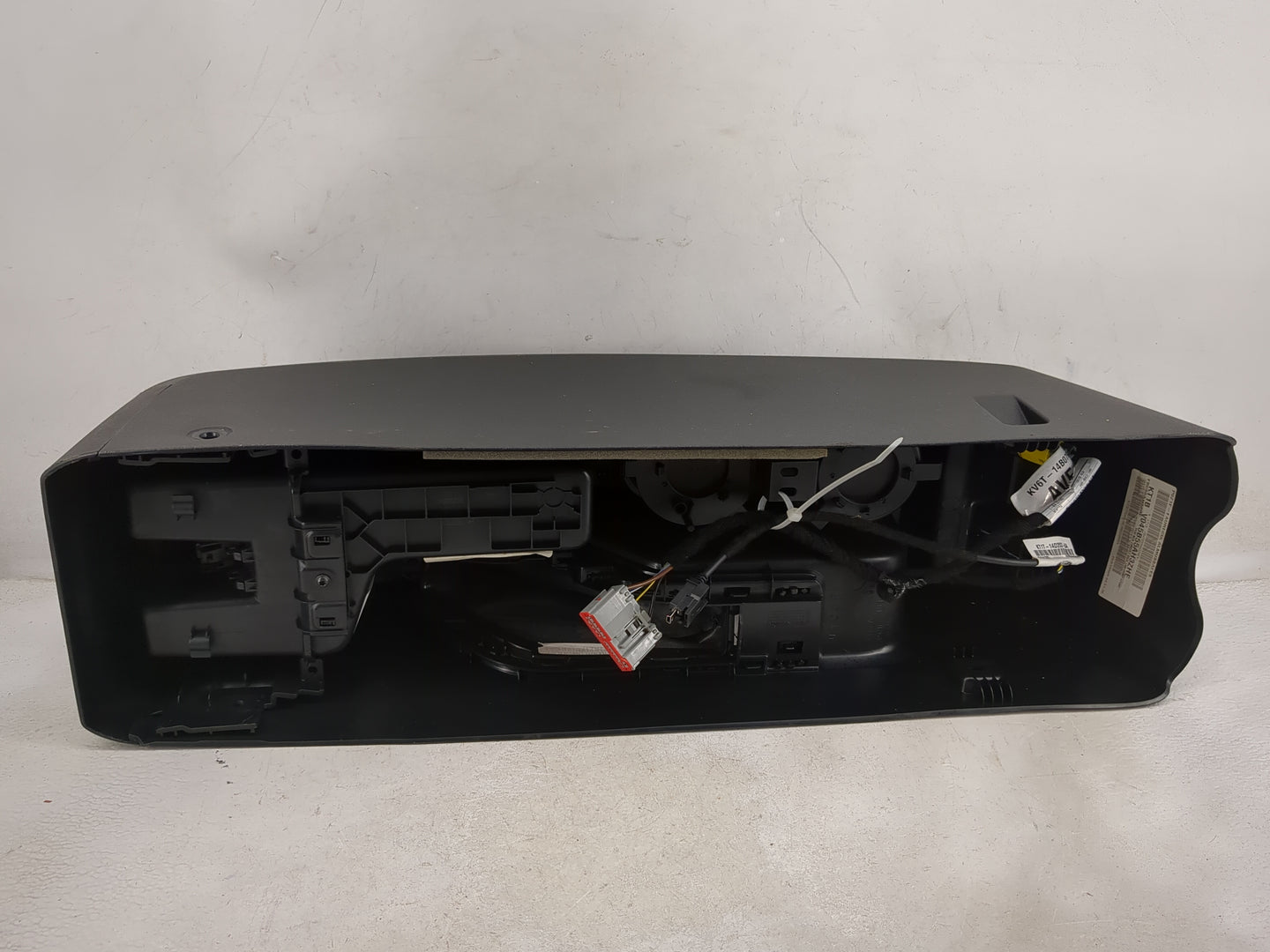 2019-2021 Ford Transit Connect Center Floor Console P/N:KT1B V045B55AH3ZHE V408 MCA Fits Fits 2019 2020 2021 OEM Used Auto P