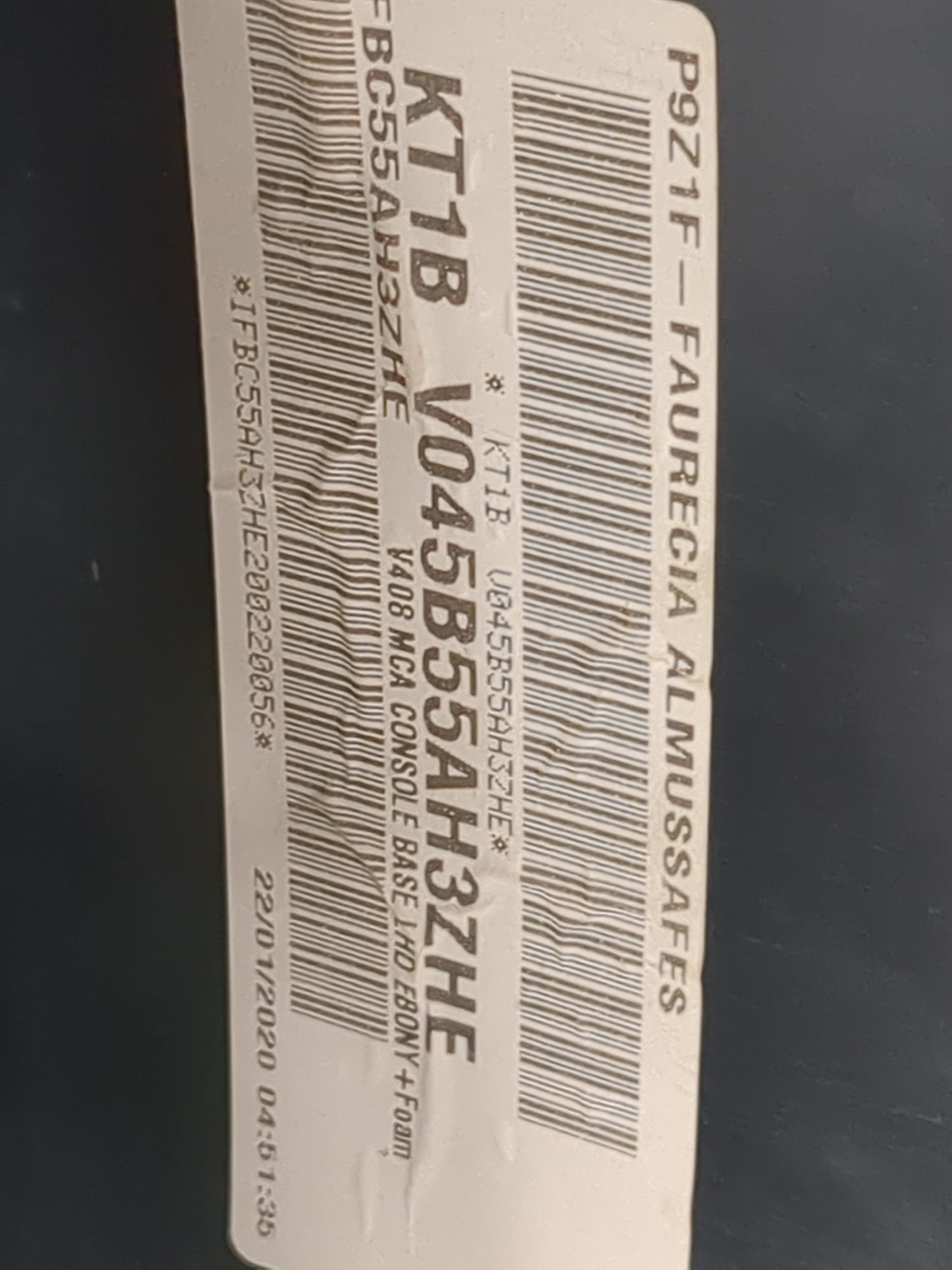 2019-2021 Ford Transit Connect Center Floor Console P/N:KT1B V045B55AH3ZHE V408 MCA Fits Fits 2019 2020 2021 OEM Used Auto P