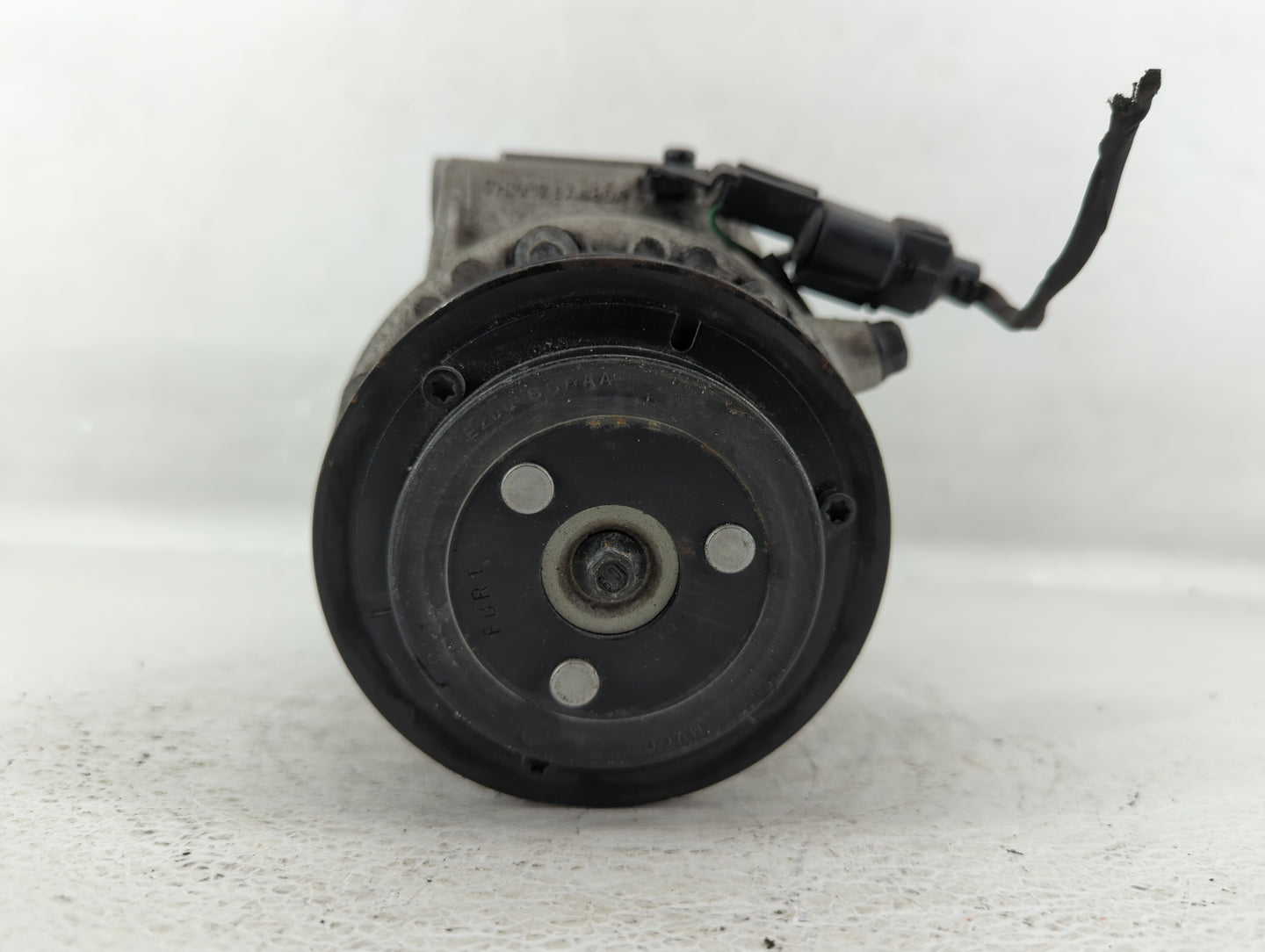 2019-2021 Genesis G70 Air Conditioning A/c Ac Compressor Oem - Oemusedautoparts1.com