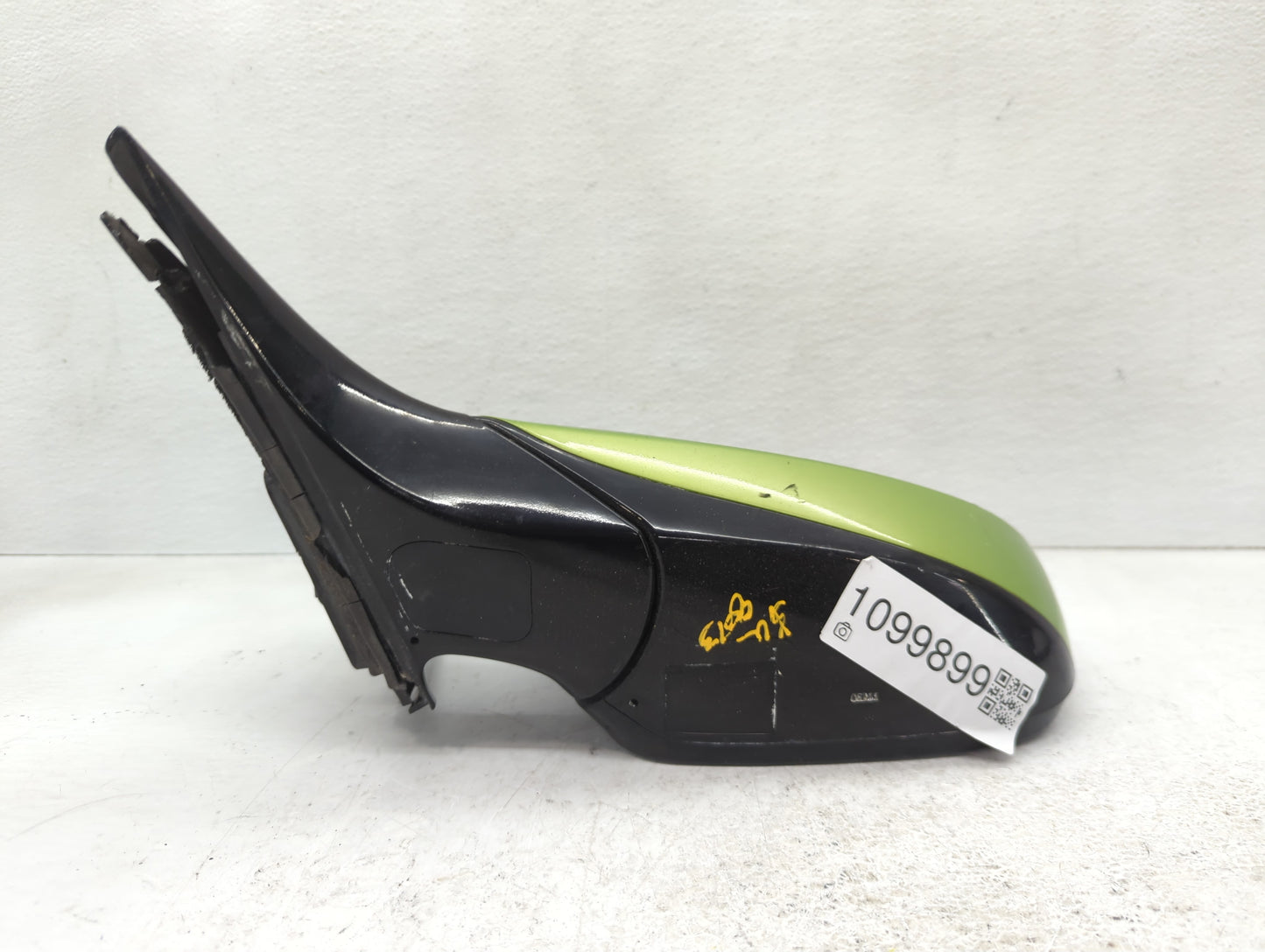 2018-2020 Genesis G80 Driver Side View Mirror - Left Door Mirror OEM Used - Oemusedautoparts1.com