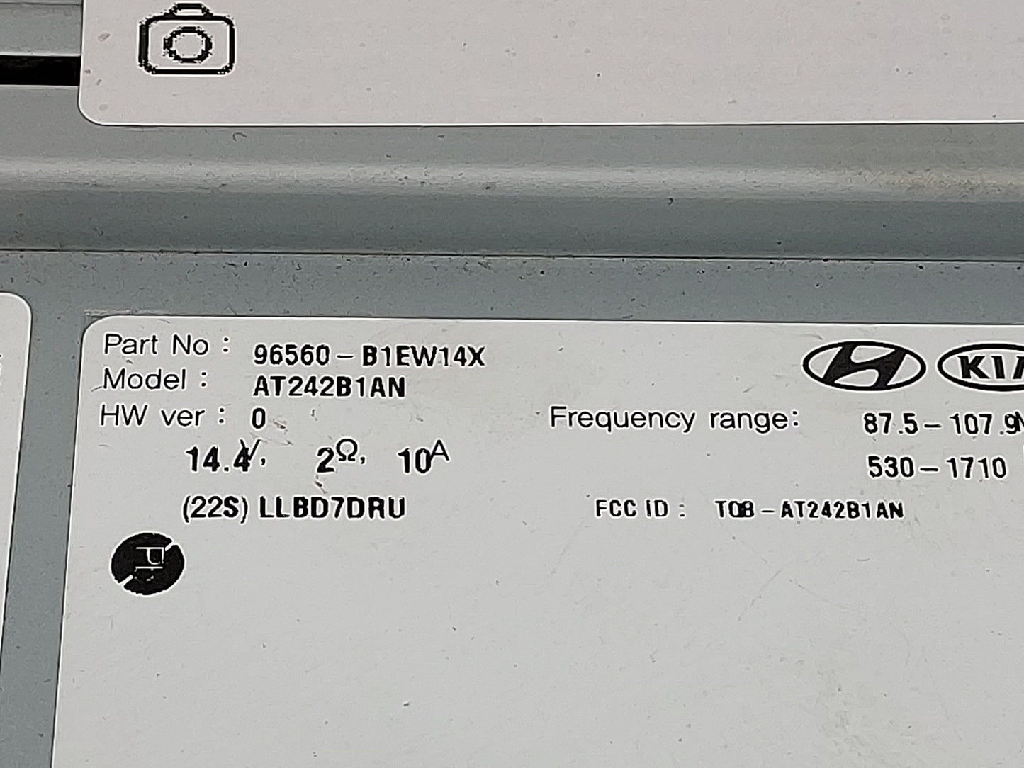 2020 Genesis G80 Radio AM FM Cd Player Receiver Replacement P/N:96560-B1EW14X AT242B1AN, TQ8-AT242B1AN Fits OEM Used Auto Pa