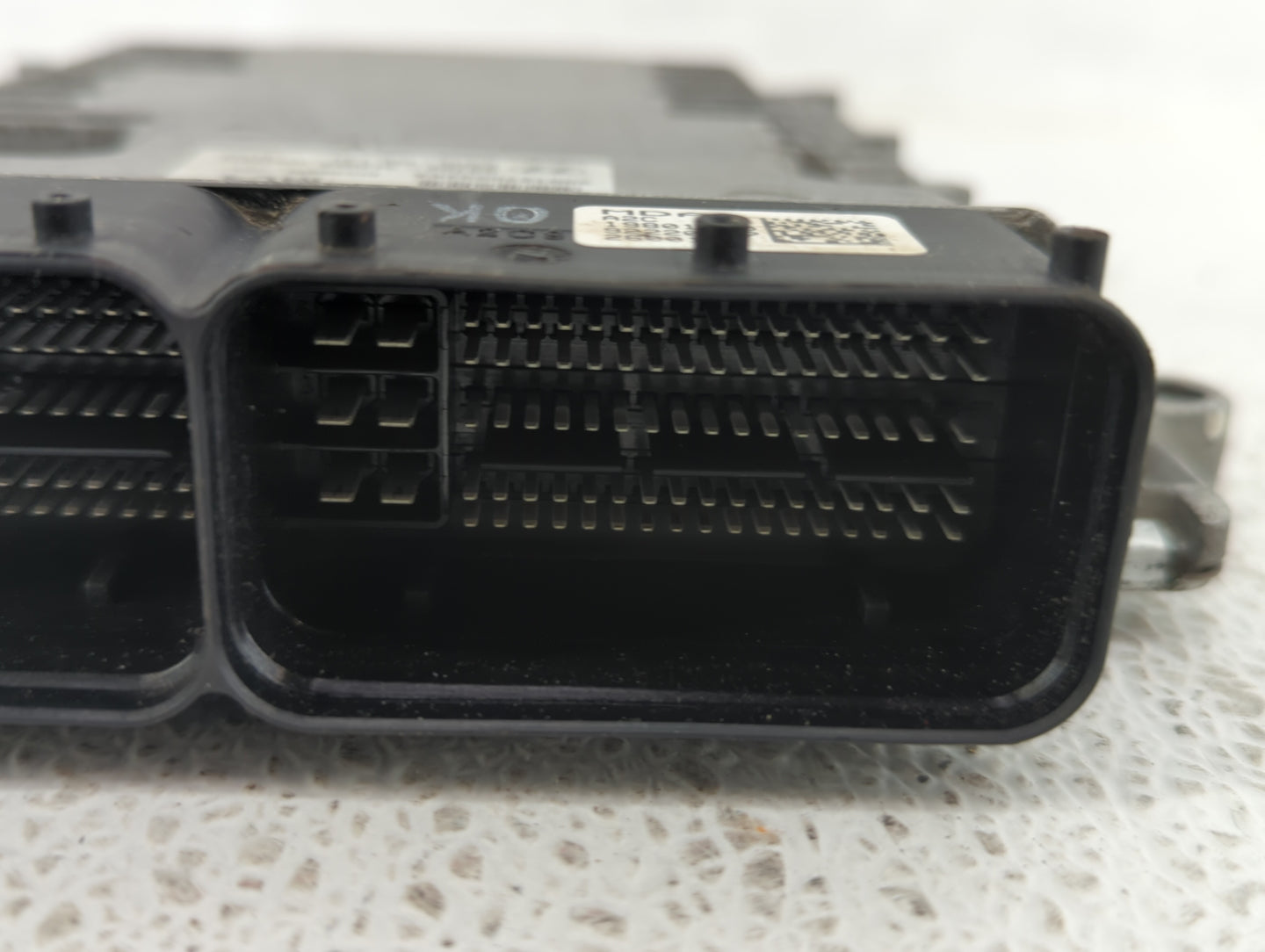 2019-2020 Genesis G80 PCM Engine Control Computer ECU ECM PCU OEM P/N:39102-3LDN2 Fits Fits 2019 2020 OEM Used Auto Parts - 