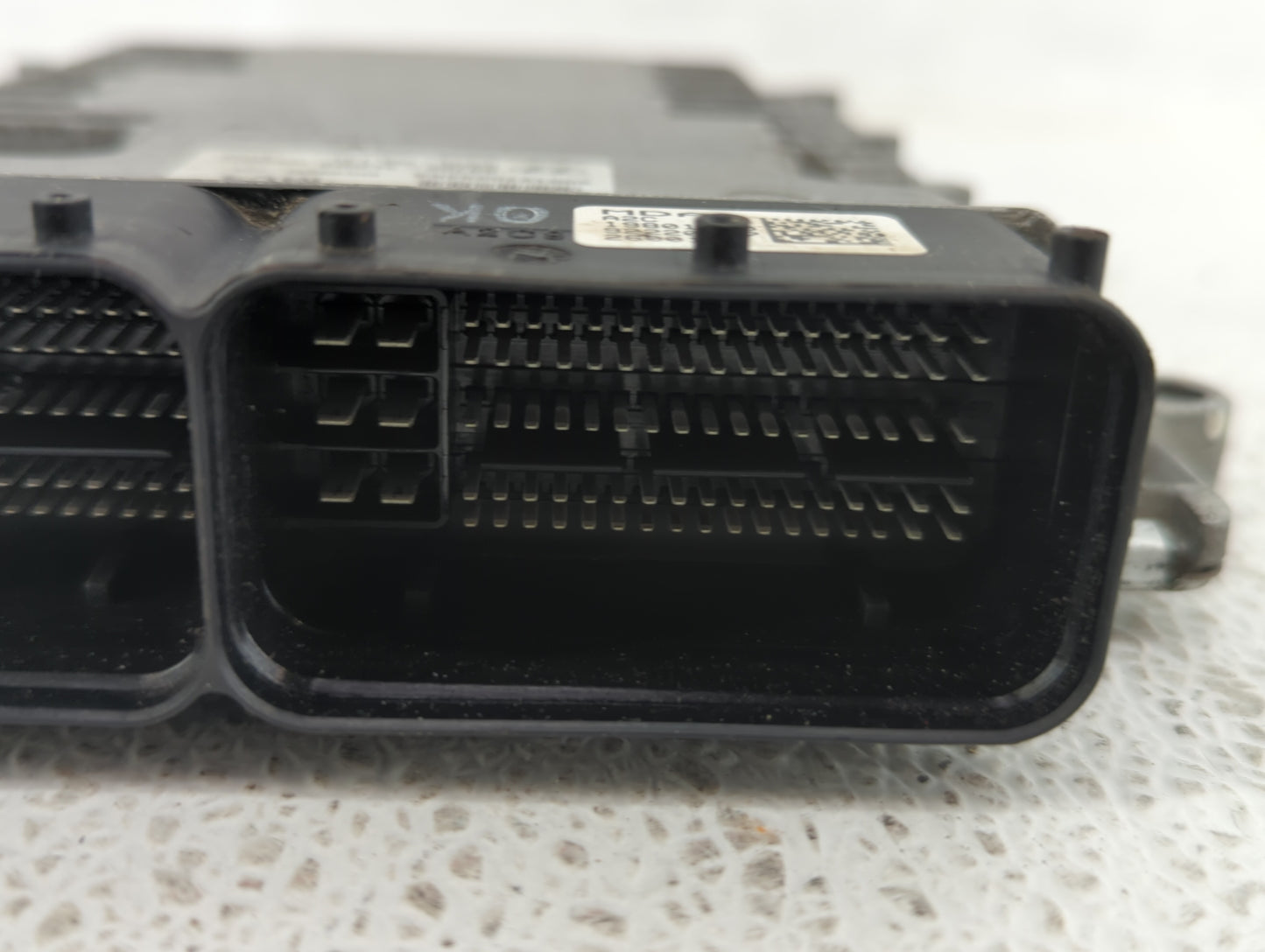 2019-2020 Genesis G80 PCM Engine Control Computer ECU ECM PCU OEM P/N:39102-3LDN2 Fits Fits 2019 2020 OEM Used Auto Parts - 