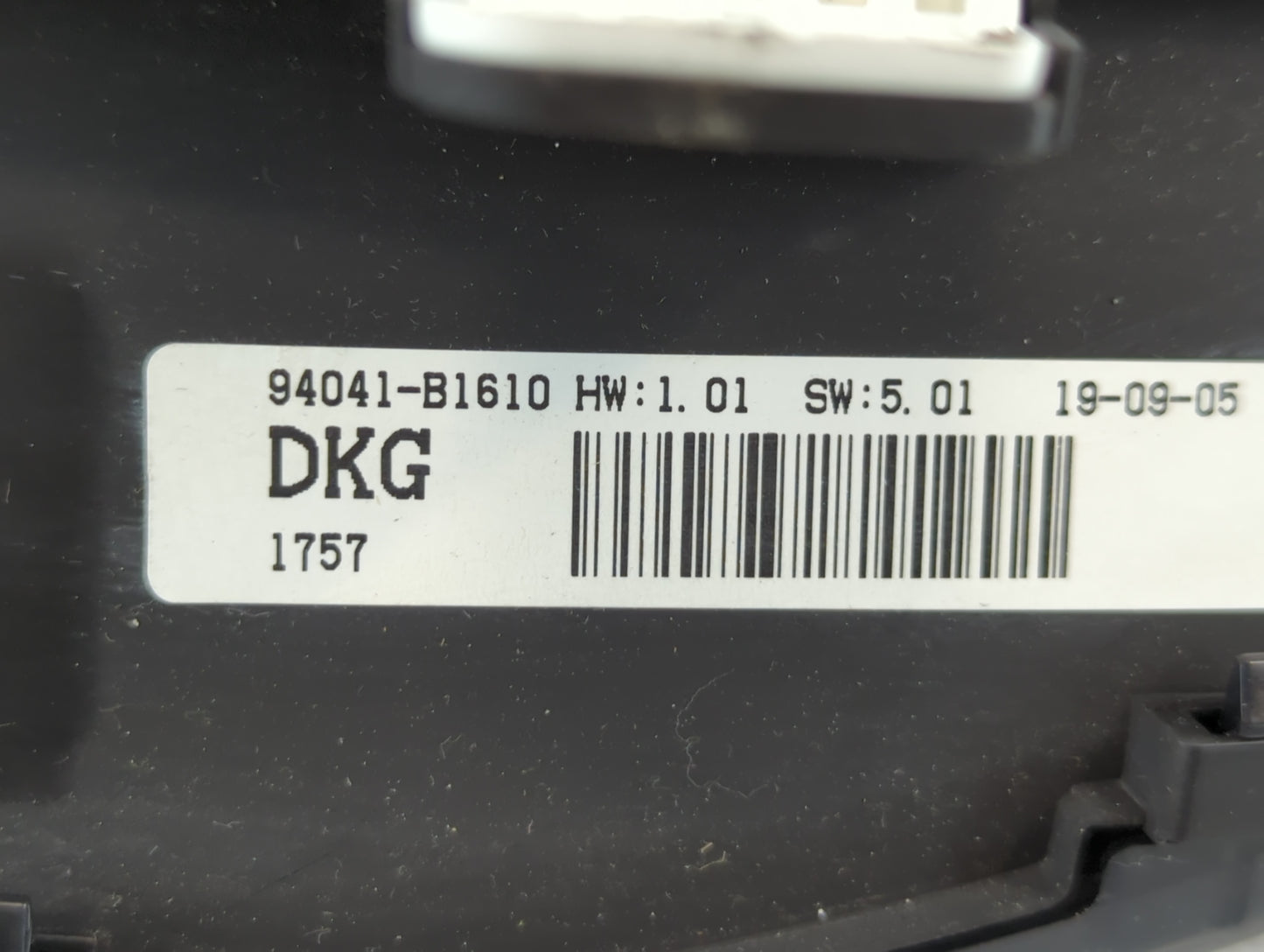 2019-2020 Genesis G80 Instrument Cluster Speedometer Gauges P/N:94041-B1610 Fits Fits 2019 2020 OEM Used Auto Parts - Oemuse
