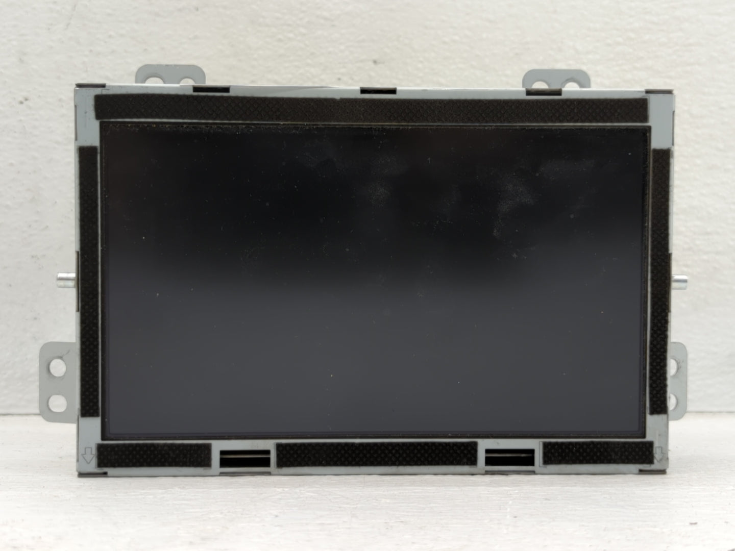 2018-2020 Genesis G80 Information Display Screen - Oemusedautoparts1.com