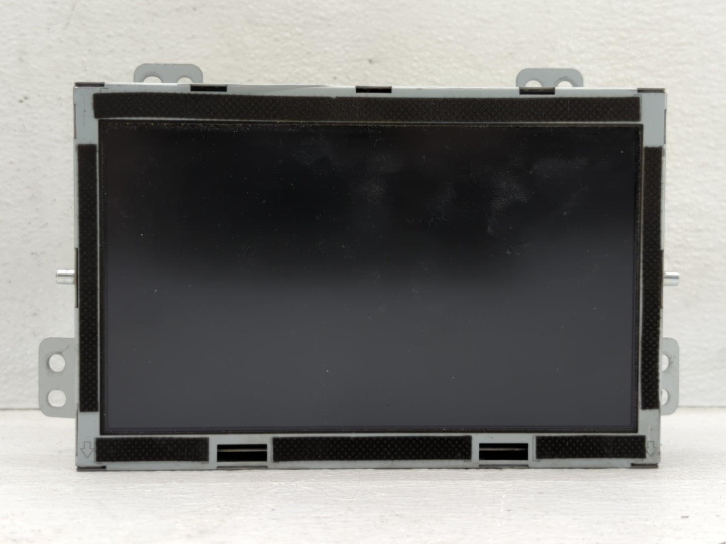 2018-2020 Genesis G80 Information Display Screen - Oemusedautoparts1.com