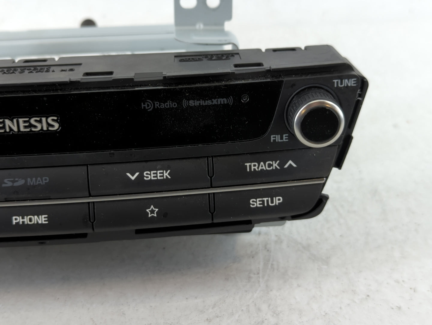 2019-2020 Genesis G80 Radio AM FM Cd Player Receiver Replacement P/N:96560-B1EV14X Fits Fits 2019 2020 OEM Used Auto Parts -