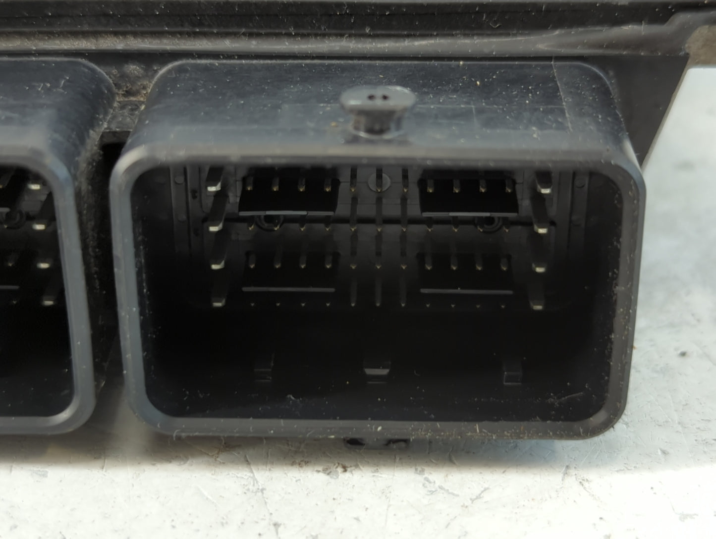 2018-2020 Genesis G80 PCM Engine Control Computer ECU ECM PCU OEM P/N:95441-47281 Fits Fits 2018 2019 2020 OEM Used Auto Par