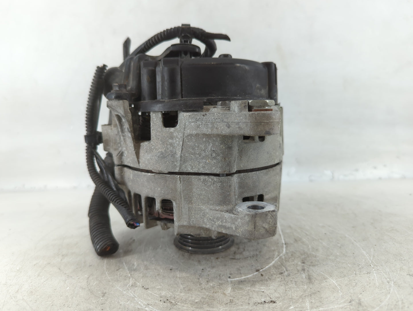 2020 Genesis G80 Alternator Replacement Generator Charging Assembly Engine OEM P/N:2713145 Fits OEM Used Auto Parts - Oemuse