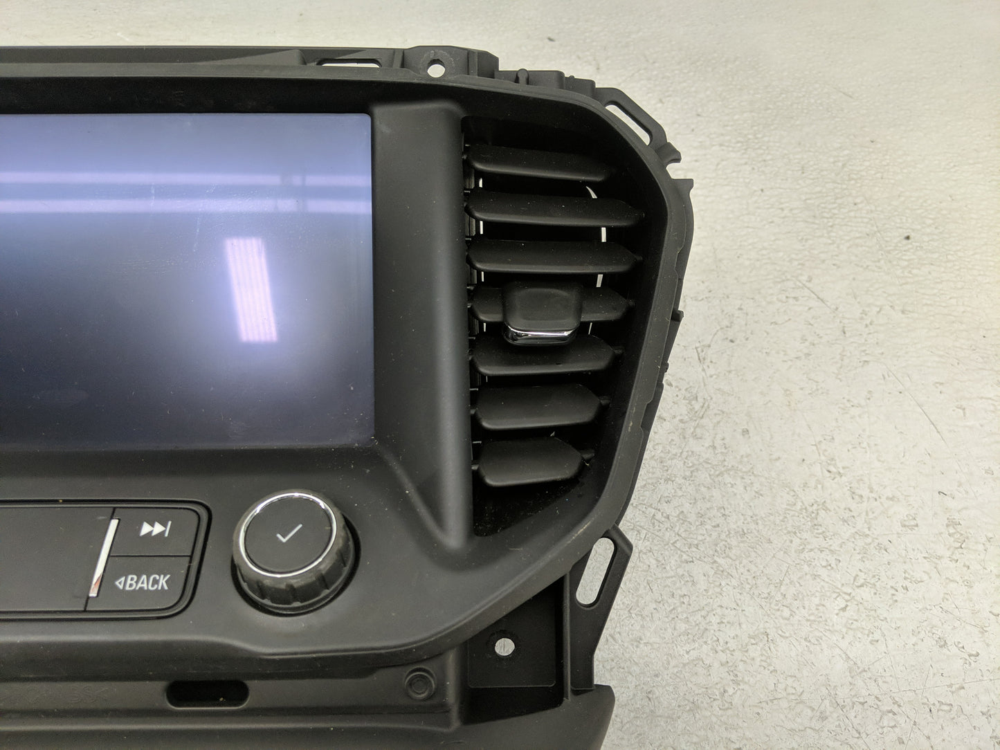 2020-2022 Gmc Acadia Radio Control Panel - Oemusedautoparts1.com