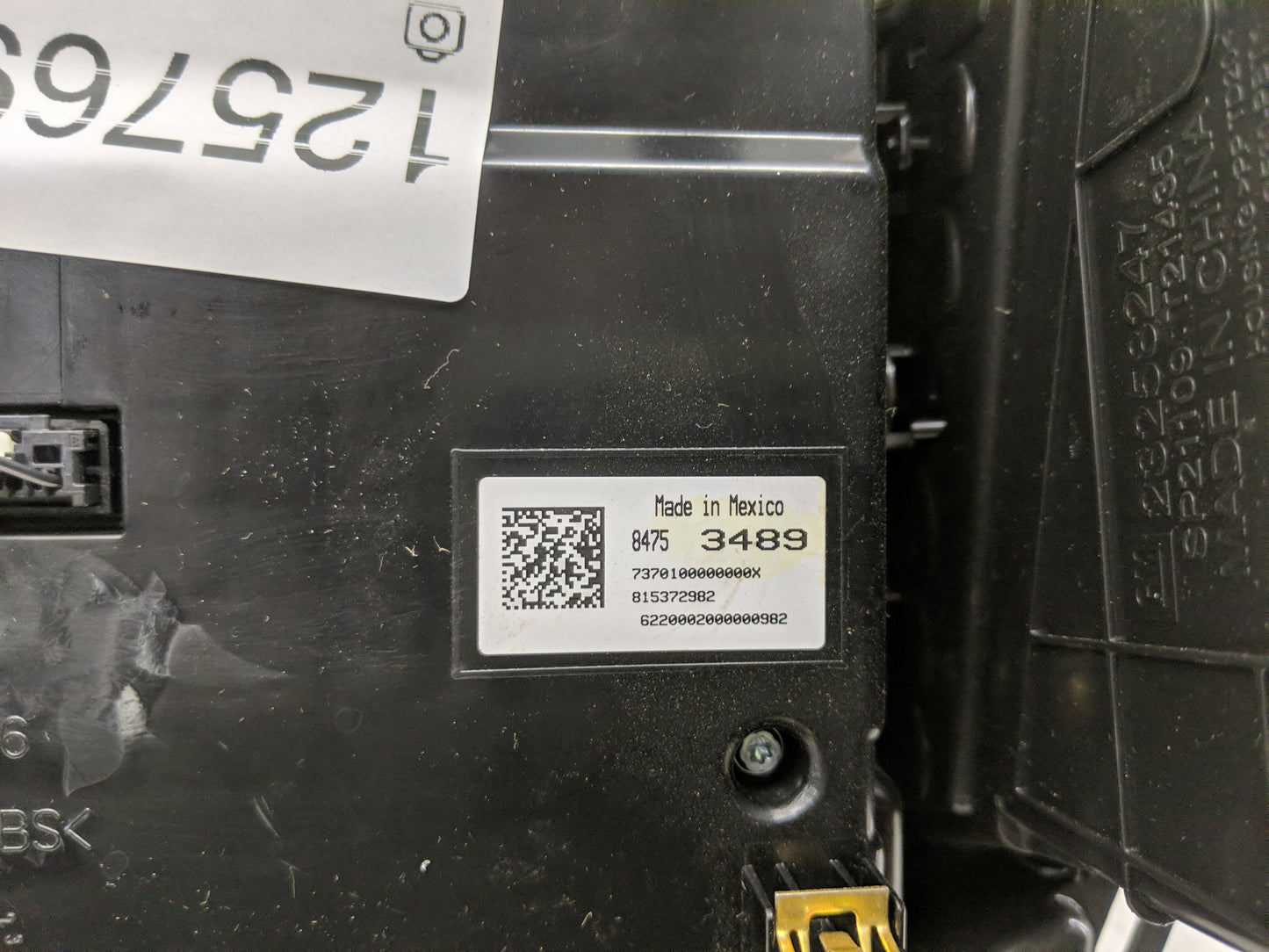 2020-2022 Gmc Acadia Radio Control Panel - Oemusedautoparts1.com